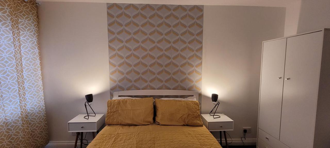 The Hillside Apartment - King'S Norton Birmingham Dış mekan fotoğraf
